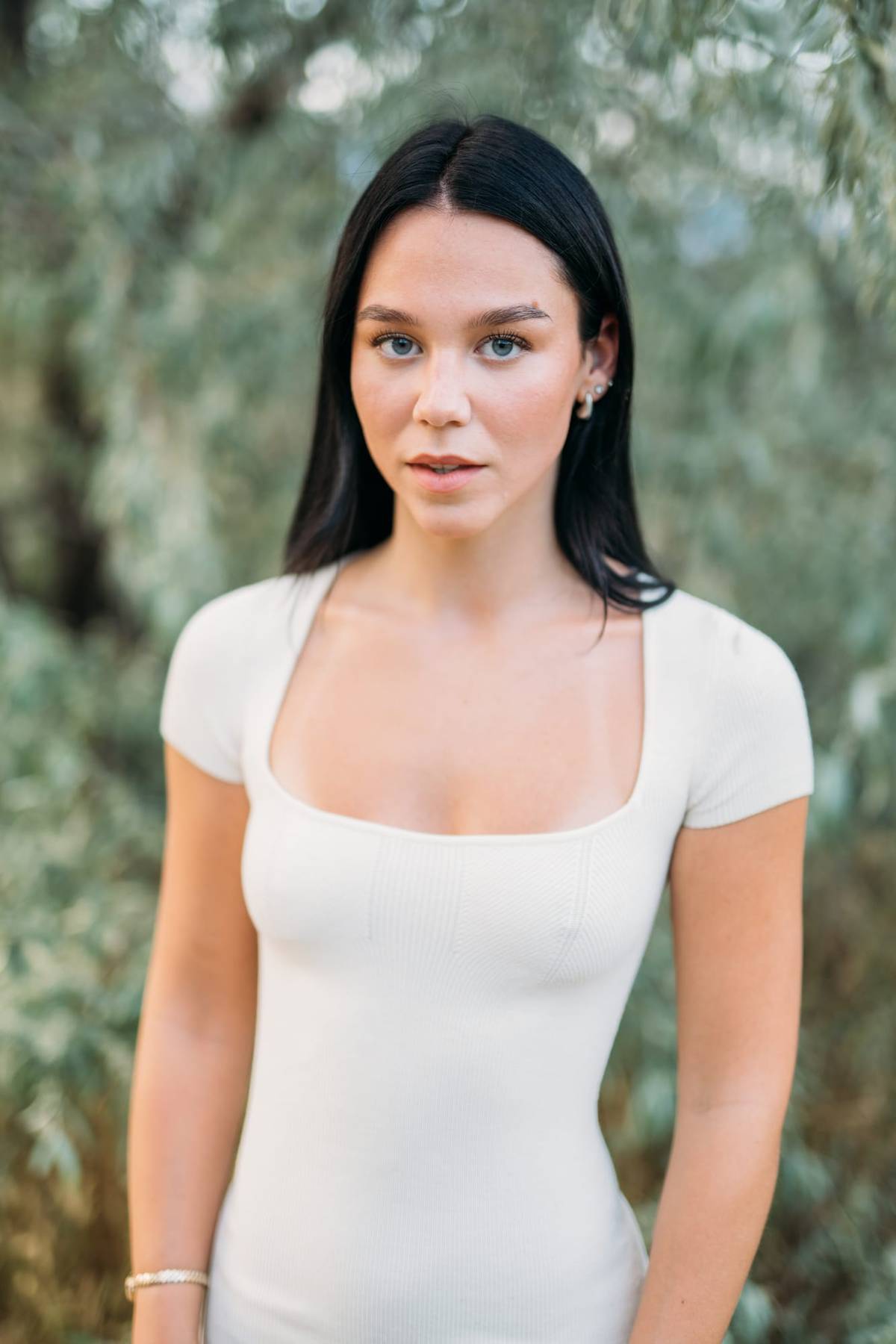 Location-led portrait by Okanagan Lake in Kelowna