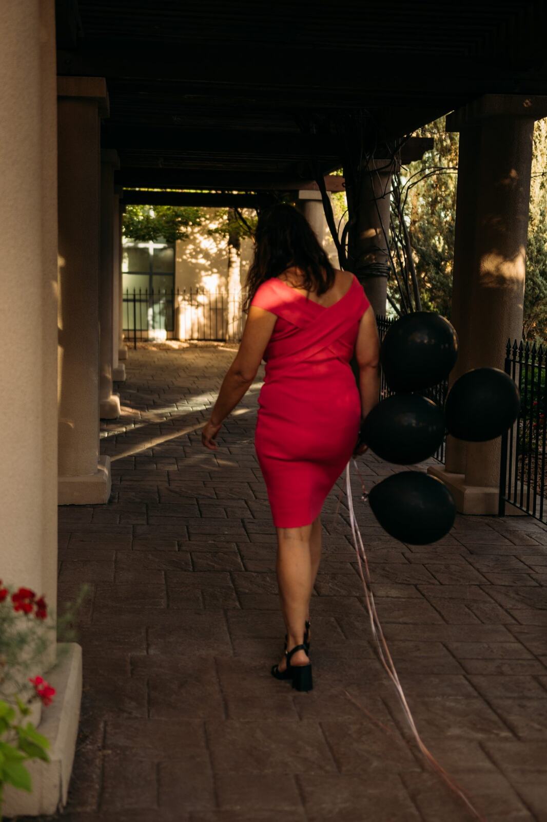Let's Not Sugarcoat It, Fall corporate story frame 17: A brighter business-portrait set for Let's Not Sugarcoat It: balloons, pink dress, sunglasses, cups and a public voice with more charge..