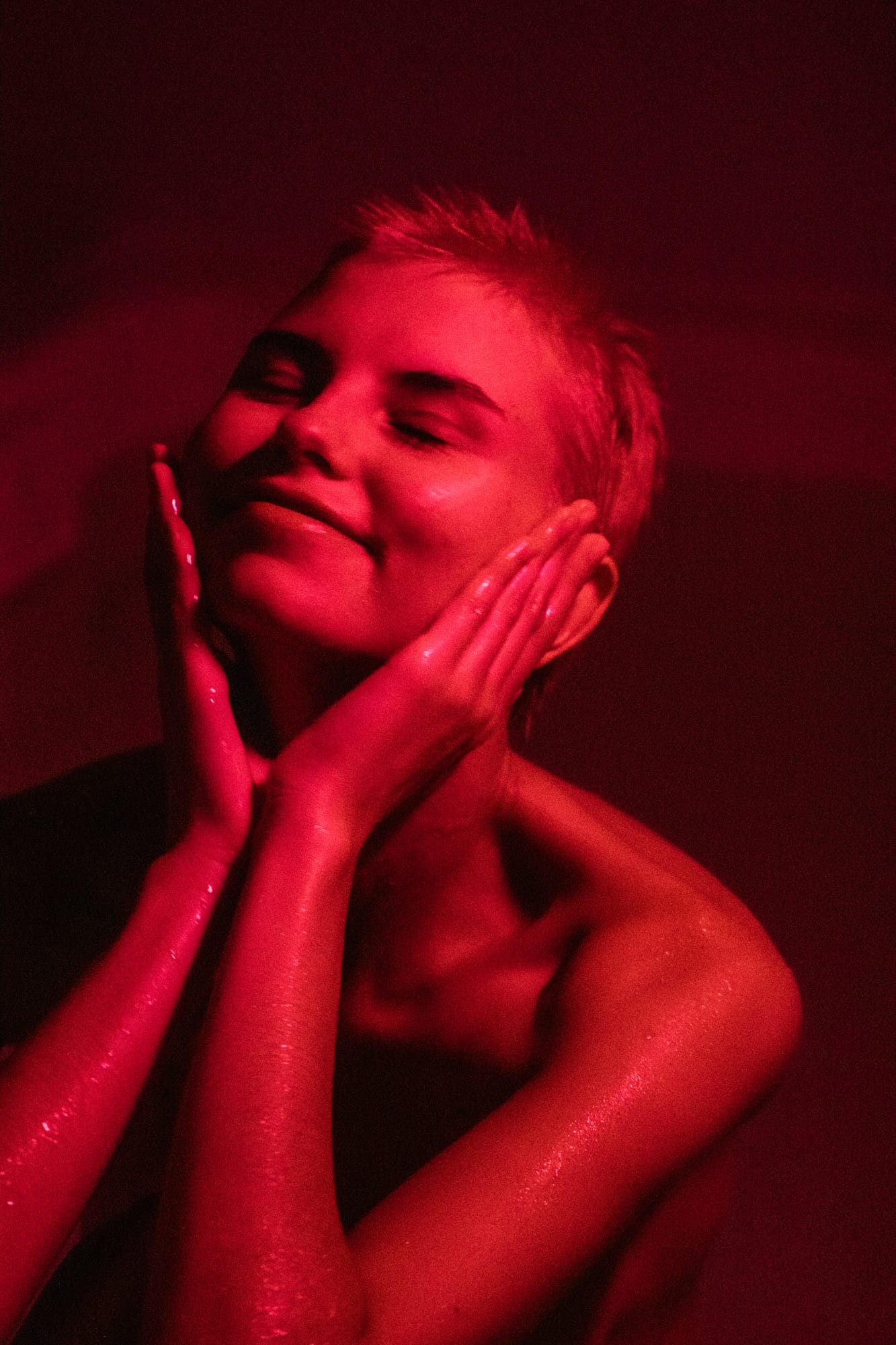 Float Space corporate story frame 37: A Float Space brand story with staff portraits, wellness atmosphere, red-light portrait texture and campaign-ready business imagery..