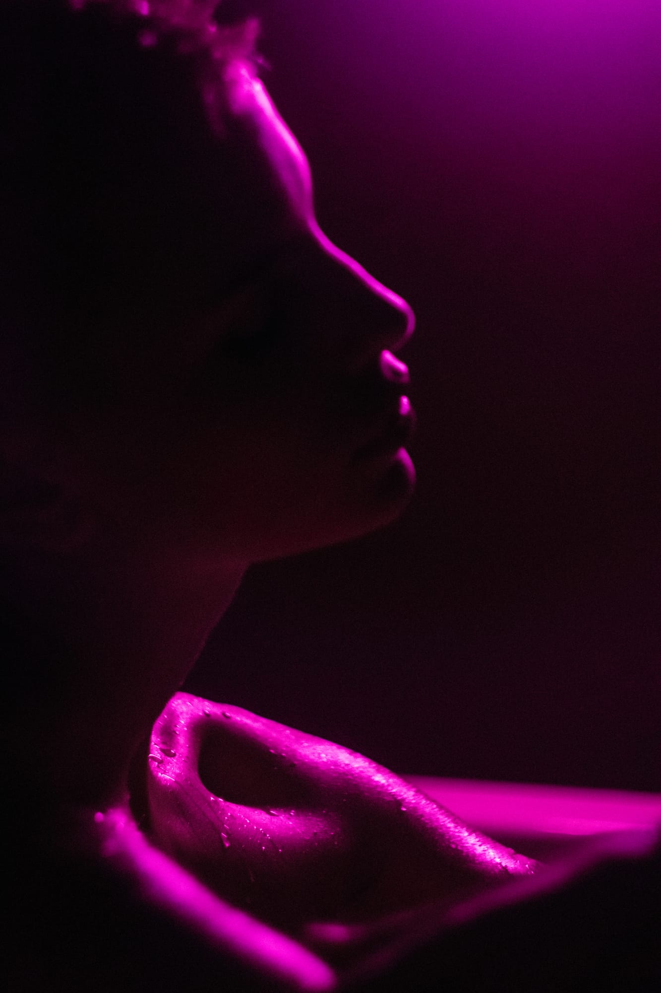 Float Space corporate story frame 43: A Float Space brand story with staff portraits, wellness atmosphere, red-light portrait texture and campaign-ready business imagery..
