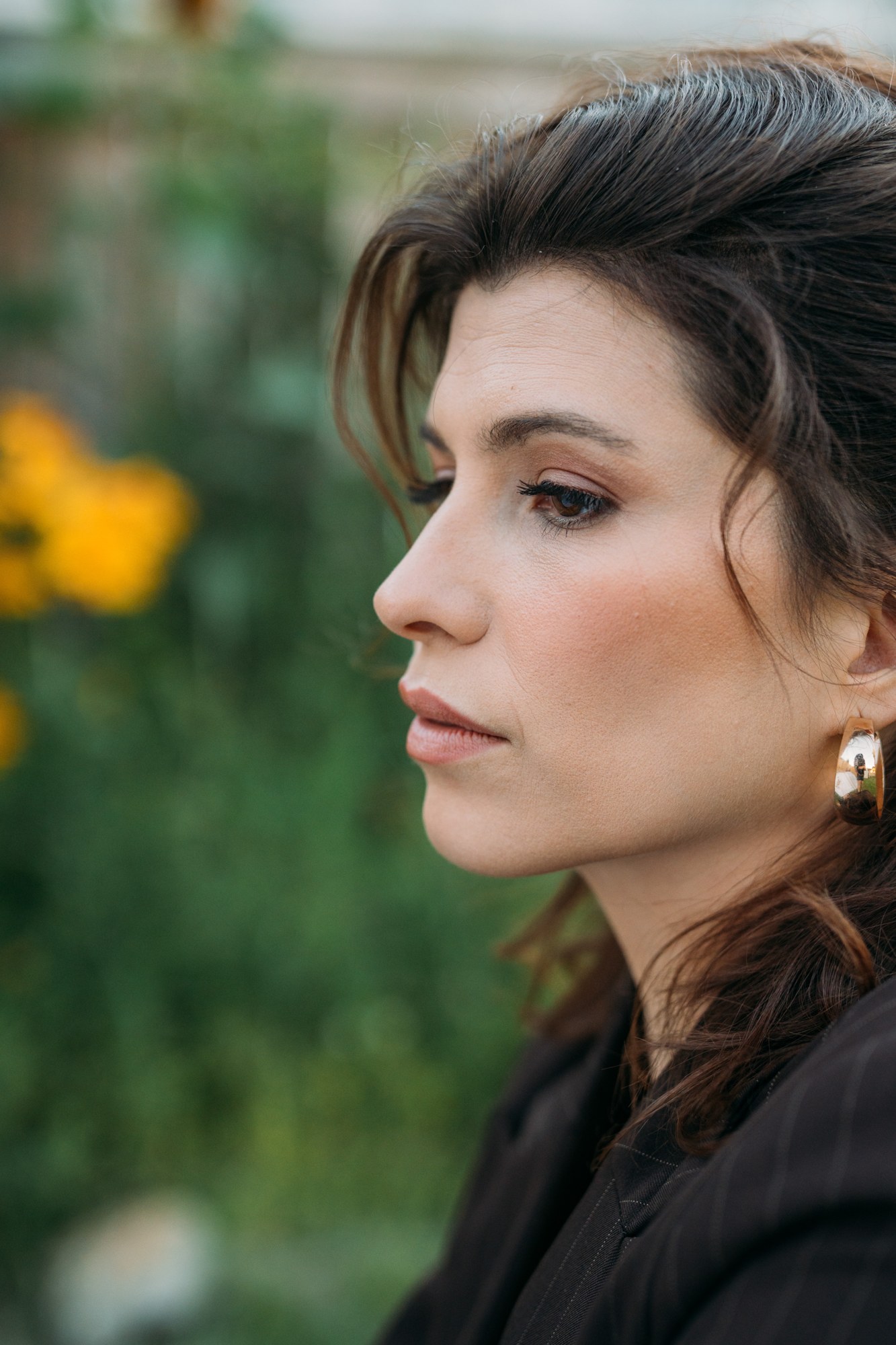 Marie — - Look 2, Yellow Flowers - Seated & Standing.