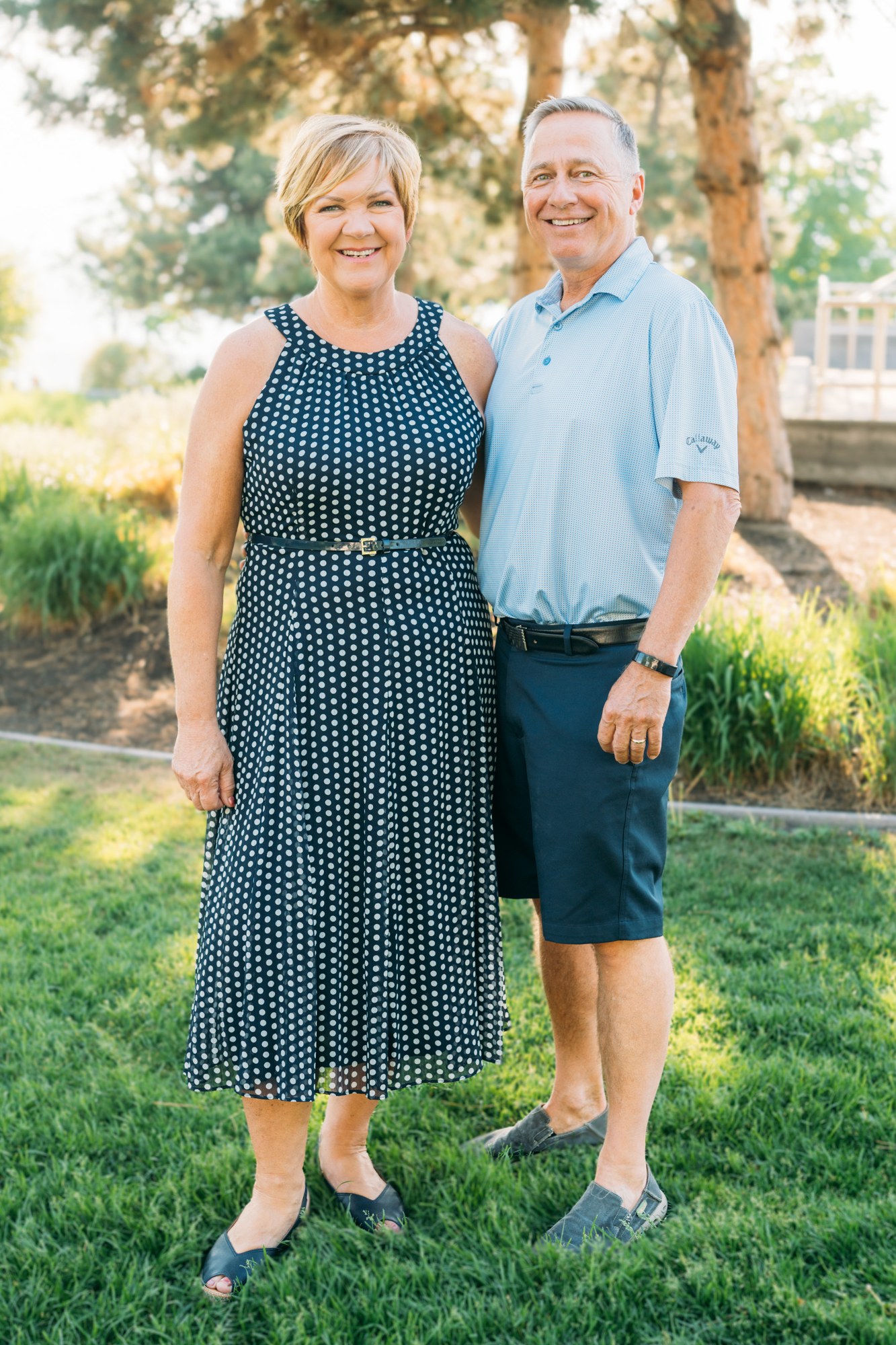 Made in the Shade Okanagan: Paired outdoor portrait in the garden.