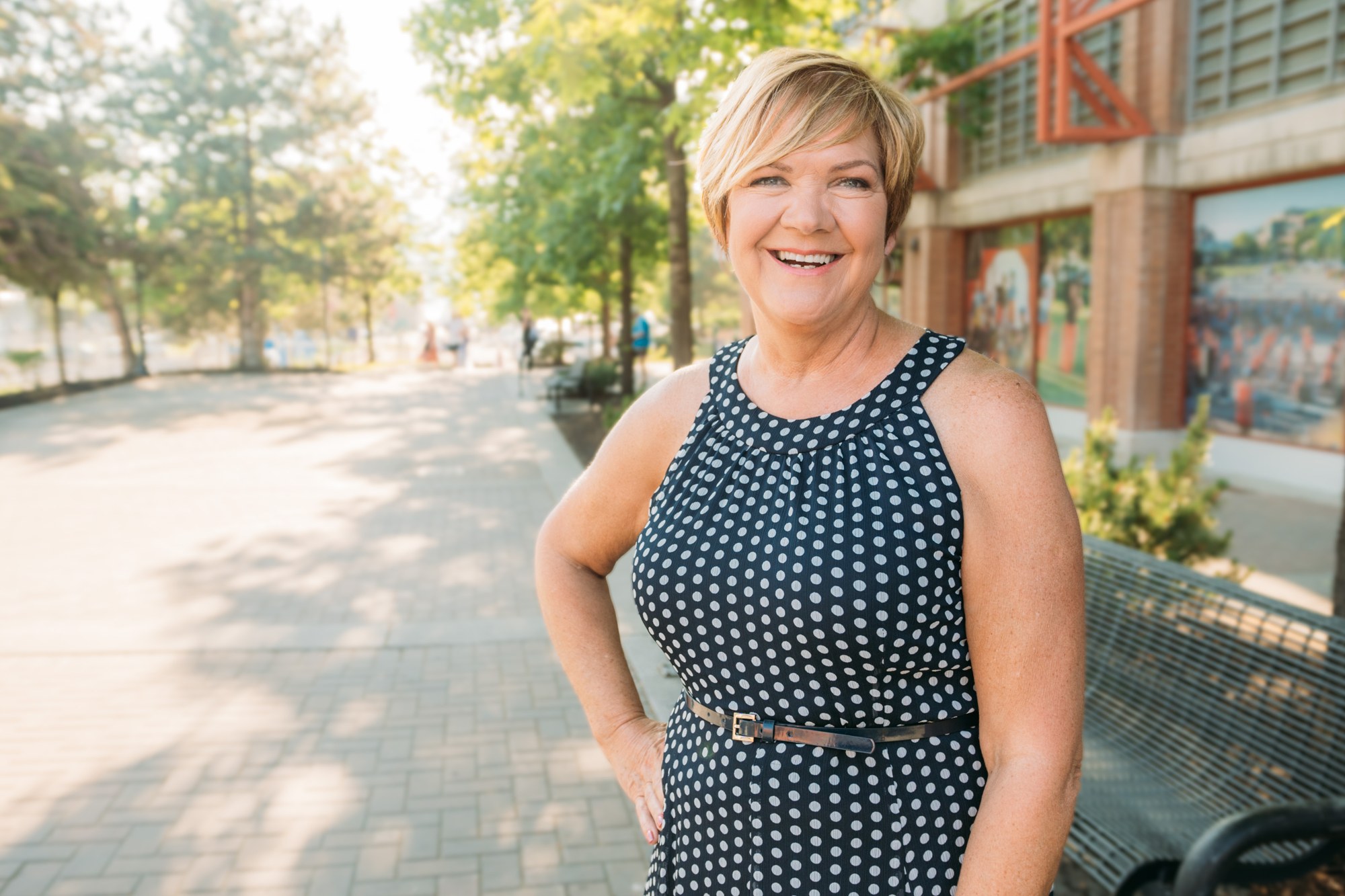 Made in the Shade Okanagan: Wider outdoor business portrait of Rosanne.