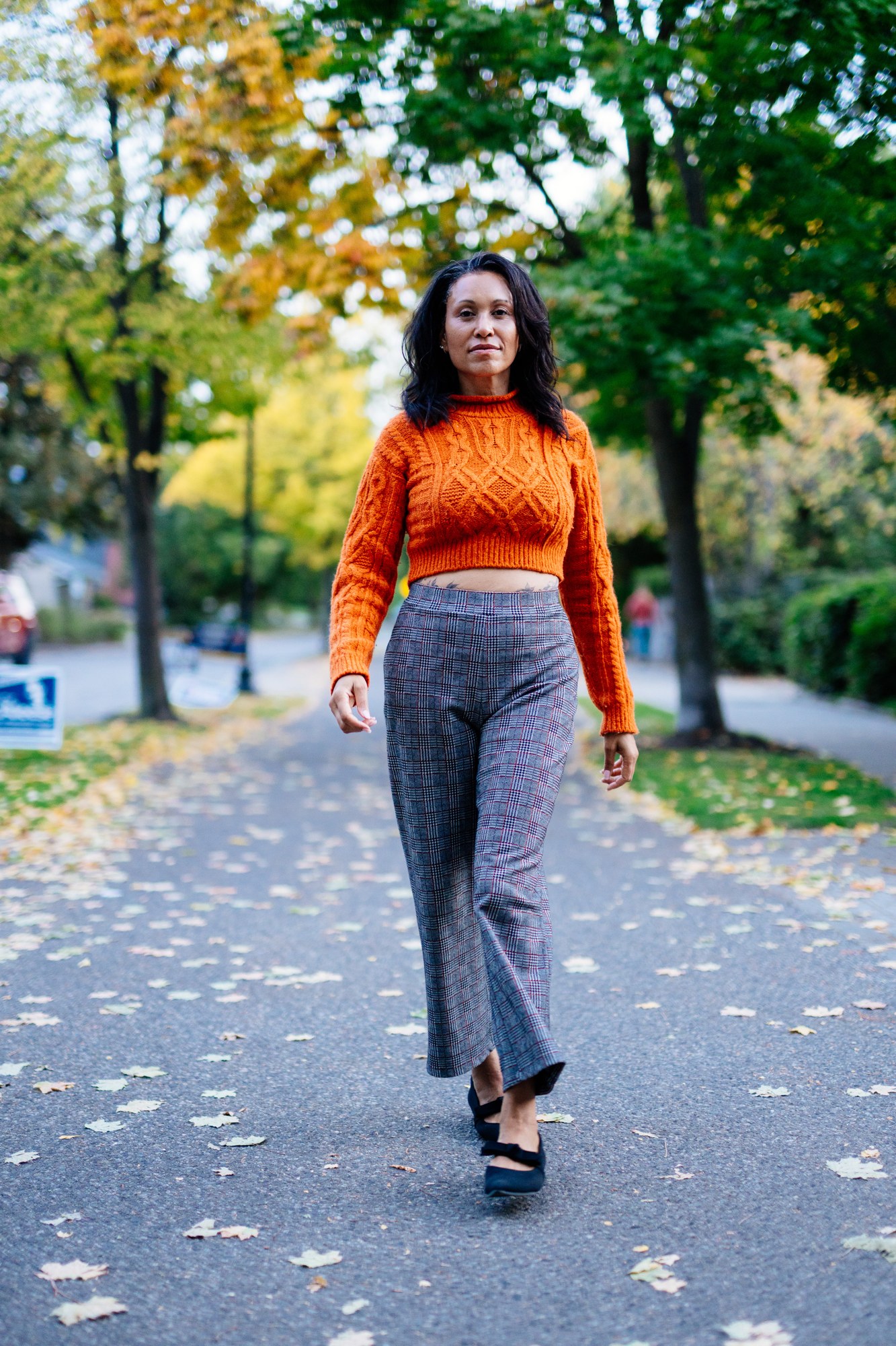 Rebekah in Autumn: Natural forward walking portrait.