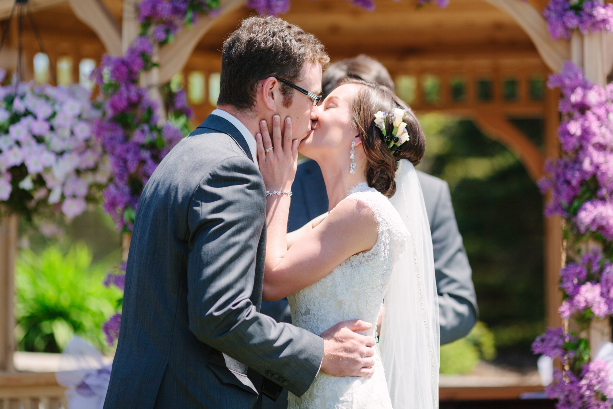 Shannon & Ehren: The wedding kiss.