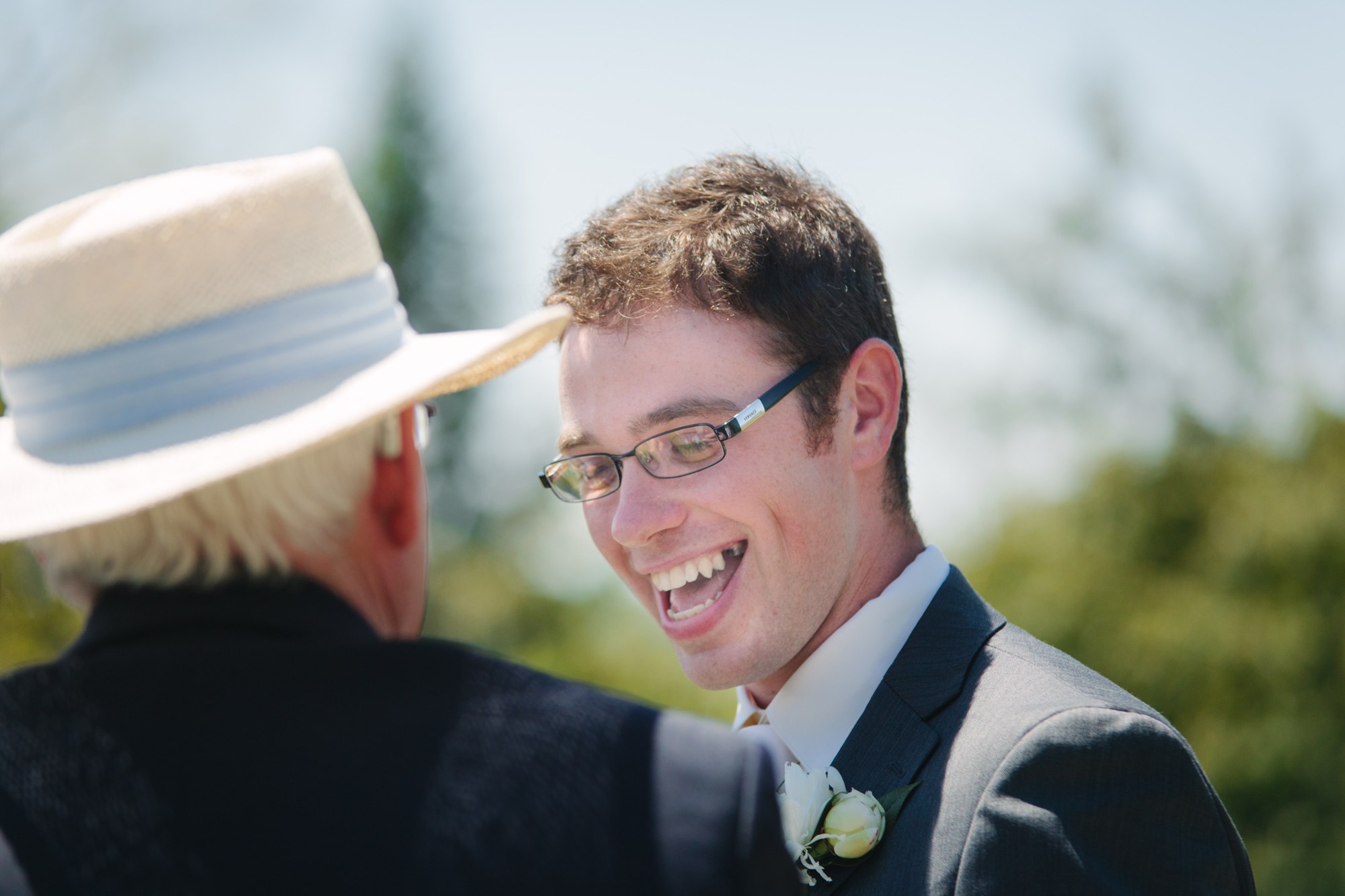 Shannon & Ehren: A genuine broad laugh from the groom.