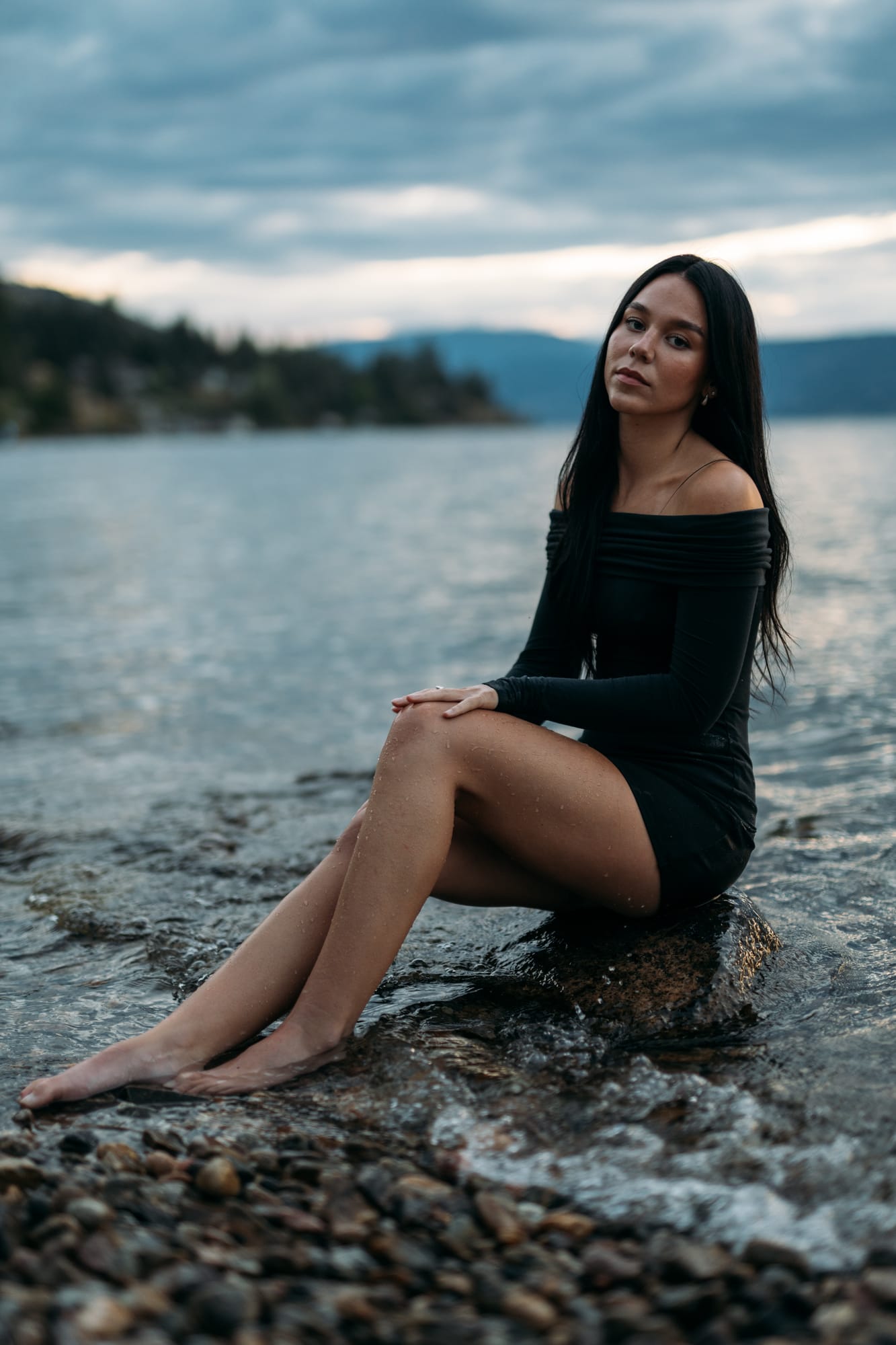 Shaylin by the Lake portraits story frame 19: A large Okanagan portrait session with water, green shade, outfit changes and a strong sense of place.