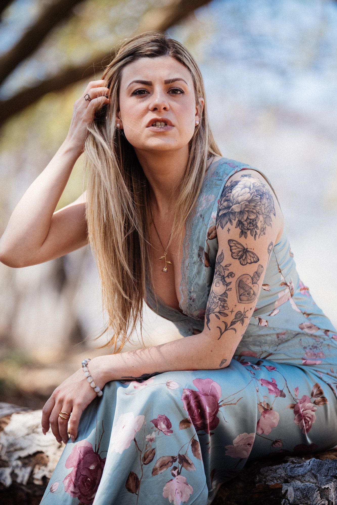Sophia — close portrait with a hand in her hair
