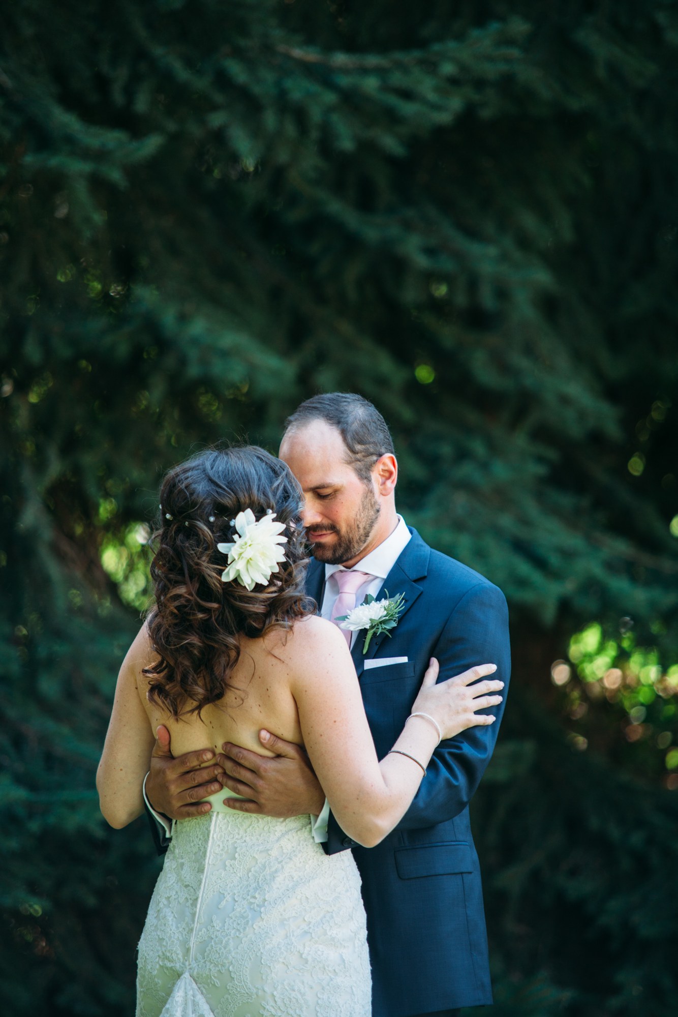 Steph & Taylor: A quiet close first-look moment.